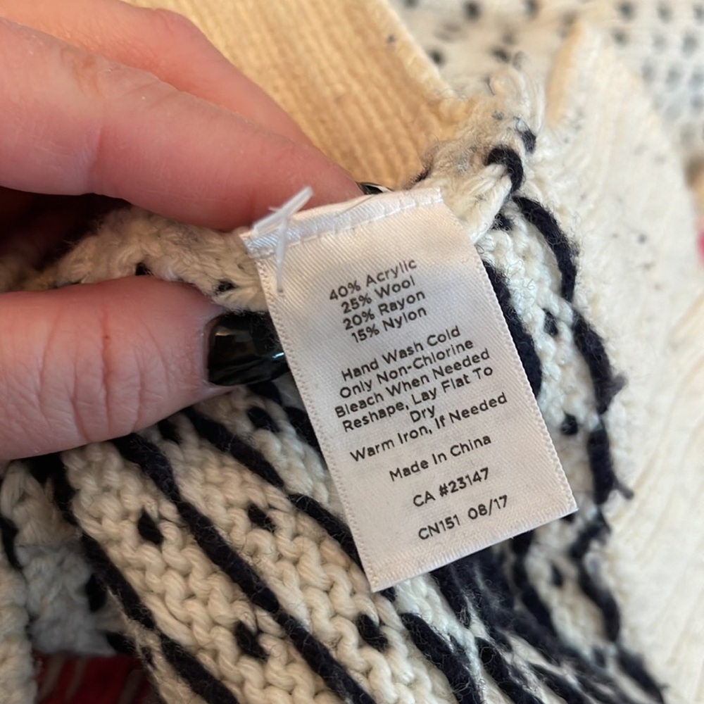 Talbots sweater - Picture 4 of 4